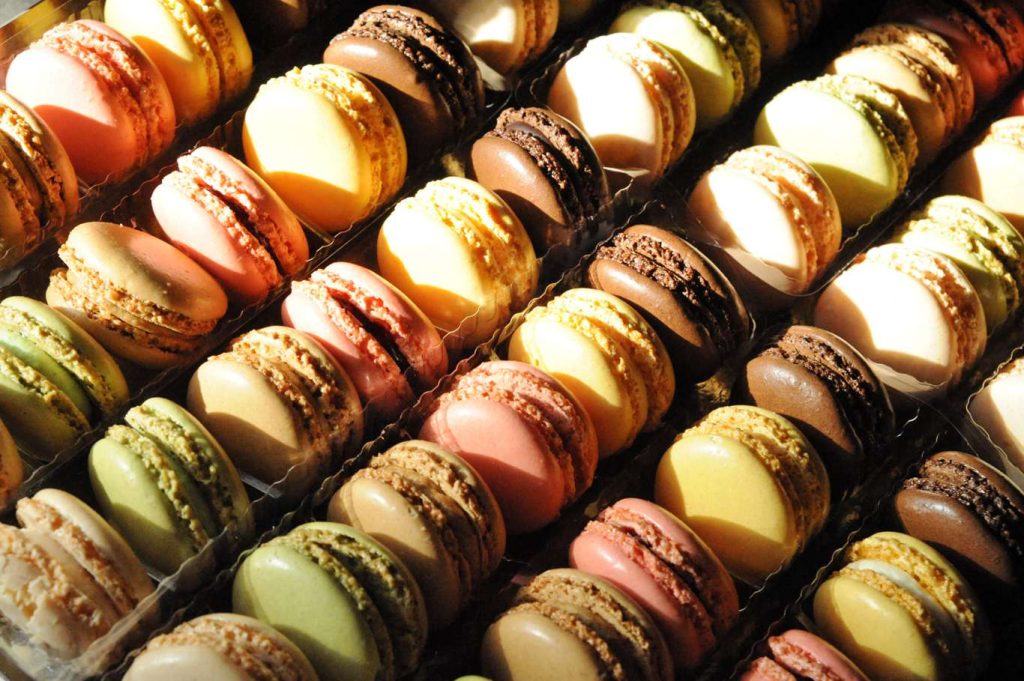 Macarons pour le dessert du lendemain de mariage