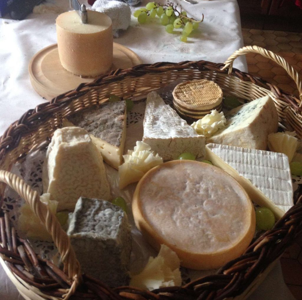 Plateau de fromages affinés pour un brunch